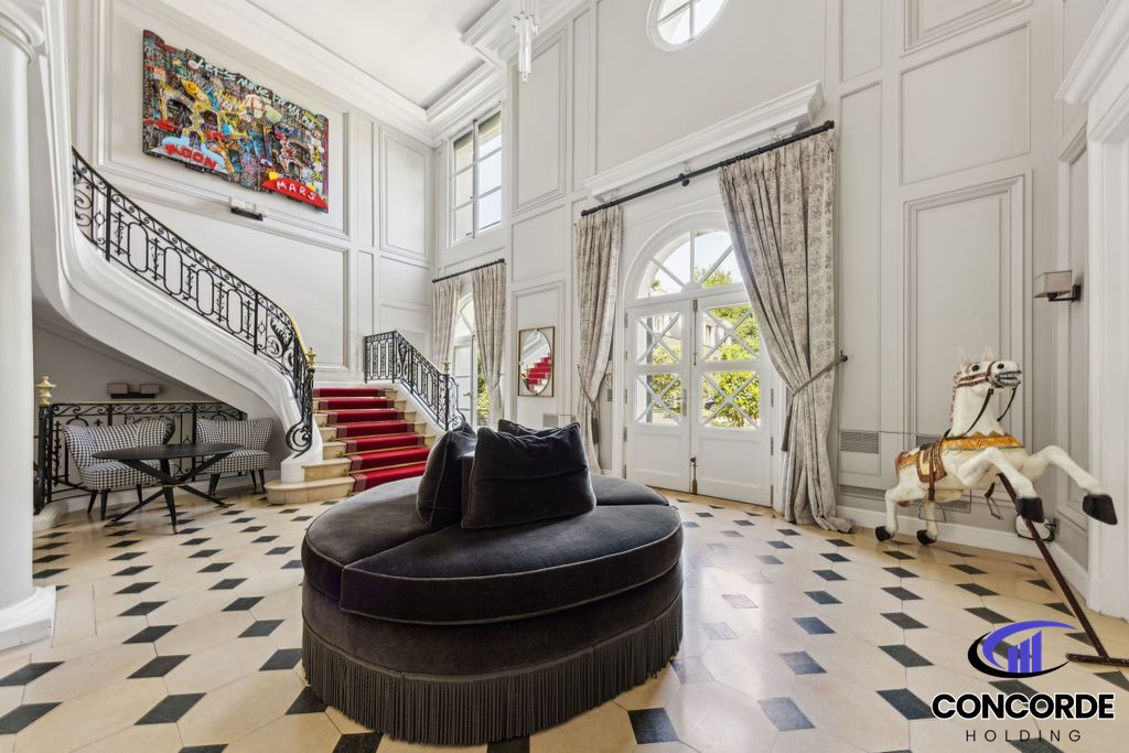Prestigious 504 sqm Detached House for Sale in Limassol District Detached house for sale La Muette, Auteuil, Porte Dauphine, France3