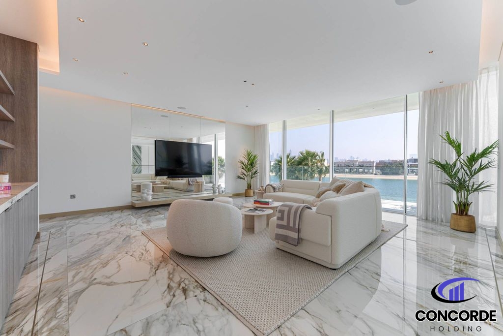 Prestigious 1,563 sq m villa for sale in Dubai3