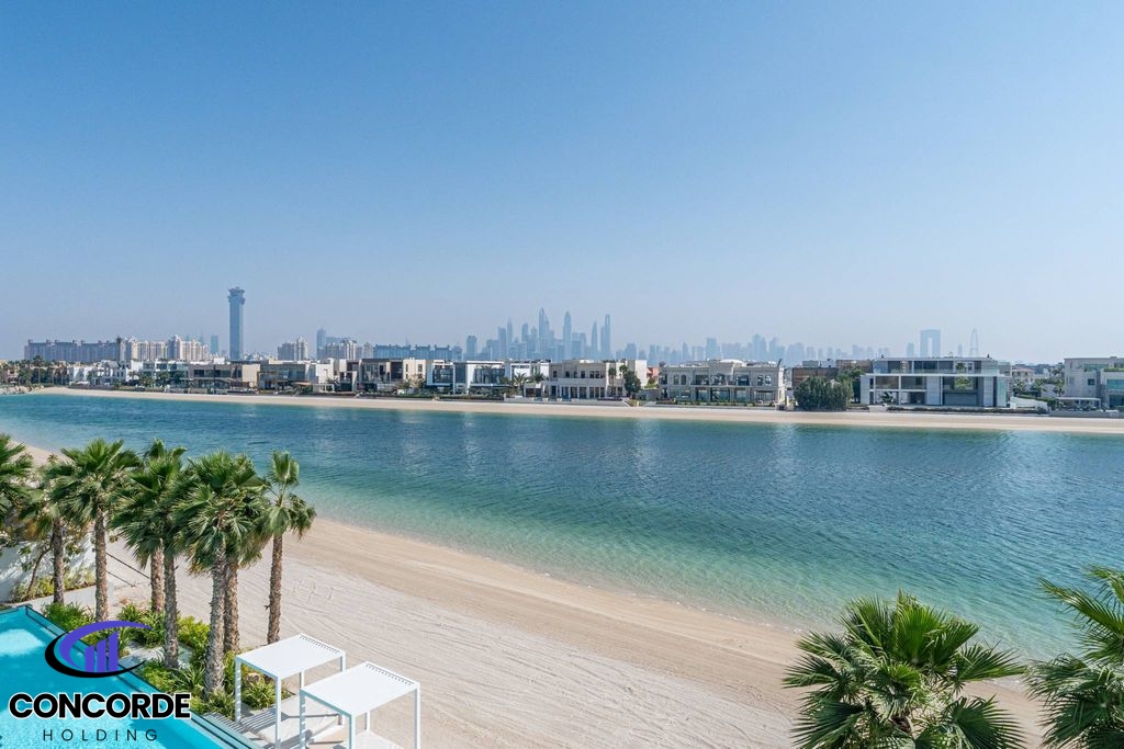 Prestigious 1,563 sq m villa for sale in Dubai7