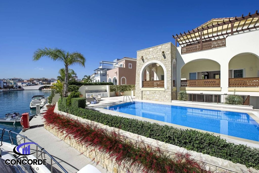Detached house for sale La Muette, Auteuil, Porte Dauphine, France Prestigious 504 sq m Detached House for Sale in Limassol District2
